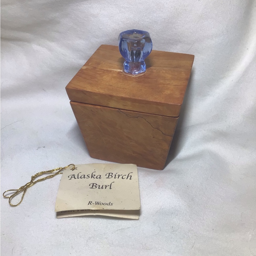 Alaskan Birch Tree Burl Wood Trinket Box with Lid wooden 3.75”
